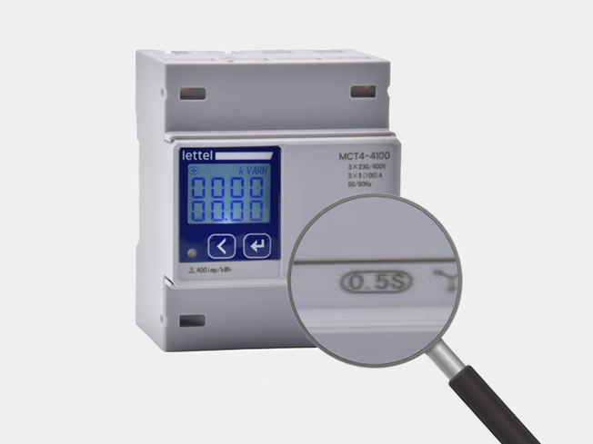 classe-de-precision-compteur-loupe-greyscaled-vignette