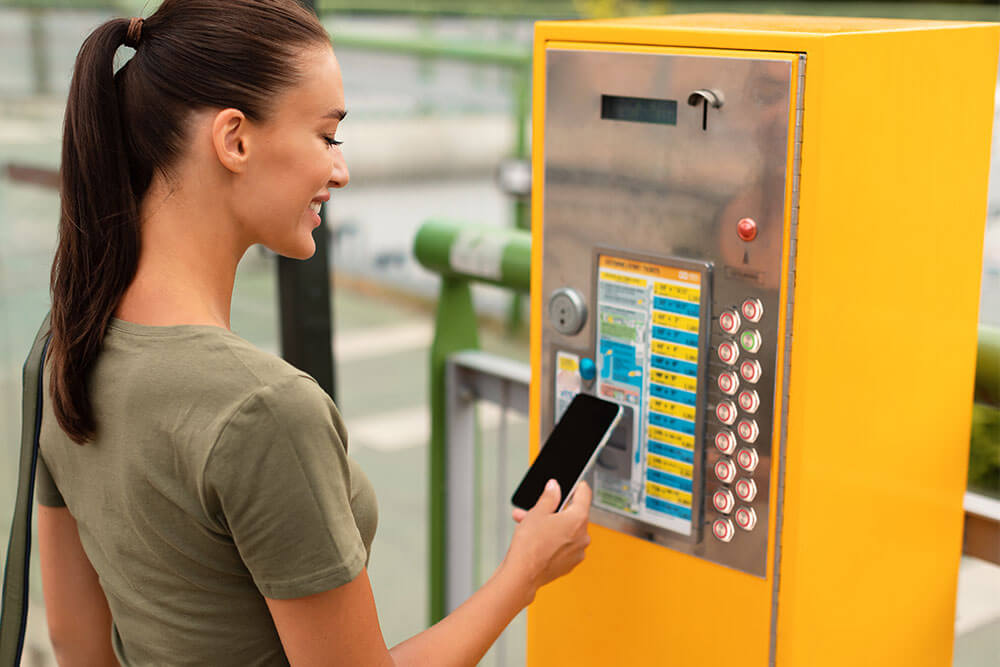 Borne de stationnement boutons poussoirs